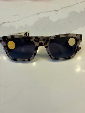 Tortoiseshell Polarized Square Sunglasses - Peepers